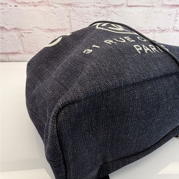 Chanel Deauville Large Navy Denim Canvas Drawstring Backpack main image 6